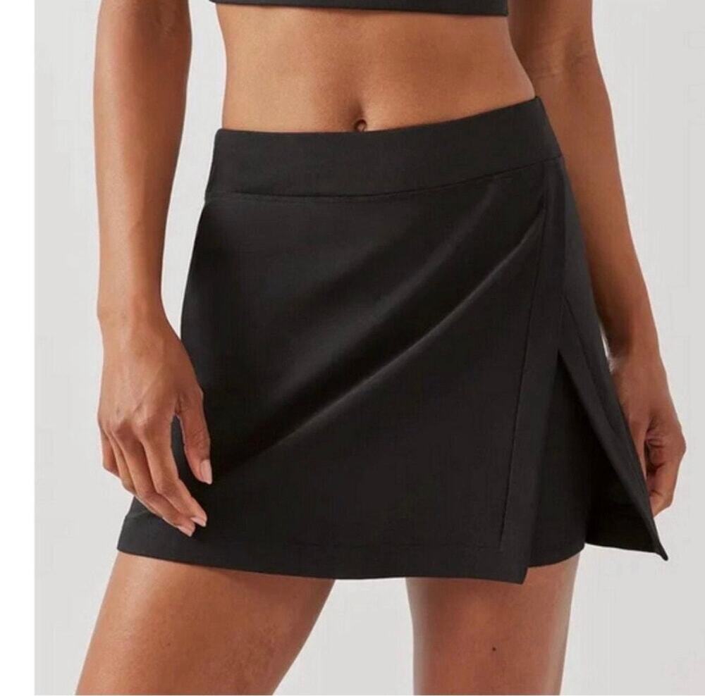 OUTDOOR VOICES Black Court Skort Active Workout Gym Pickleball Mini Size XS